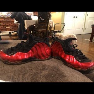 Metallic Reds foam posits
